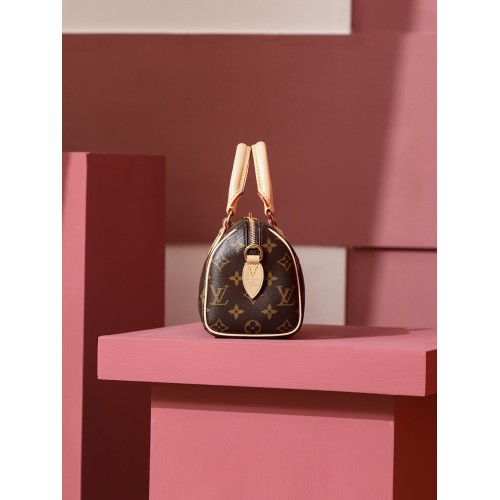 Classic Vintage Monogram Crossbody Shoulder Bag Casual Street Style