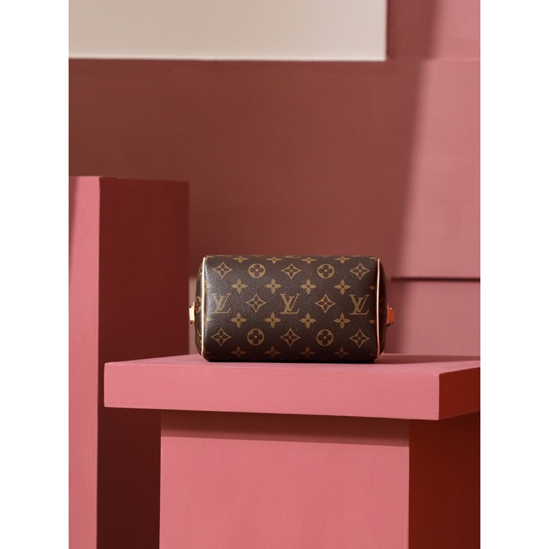 Classic Vintage Monogram Crossbody Shoulder Bag Casual Street Style 